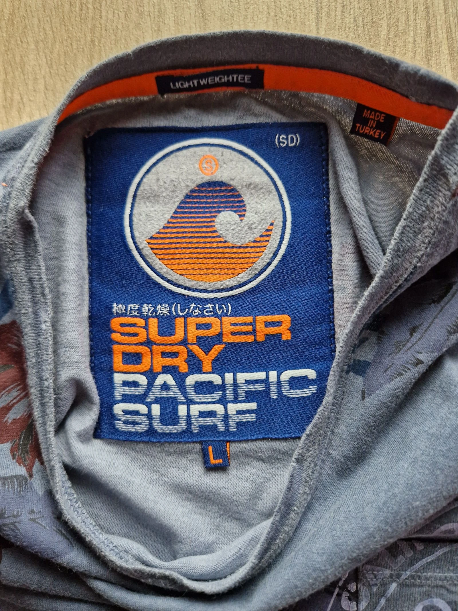 T-shirt Superdry homem estampado floral cinza bordô tamanho G – photo 5